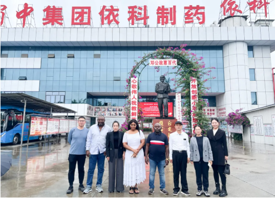 pg国际-不凡成就非凡,相信品牌的力量