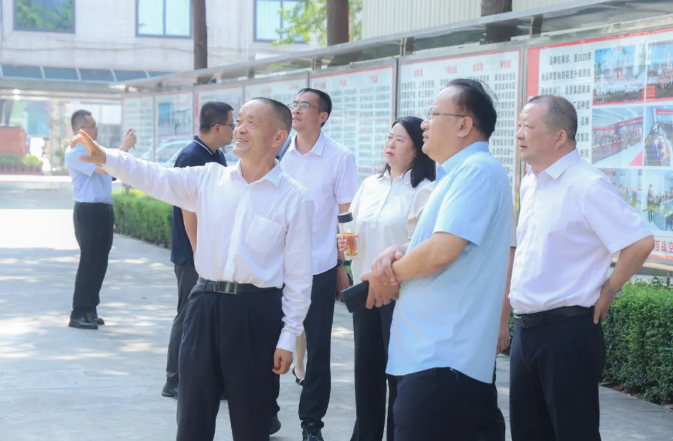pg国际-不凡成就非凡,相信品牌的力量